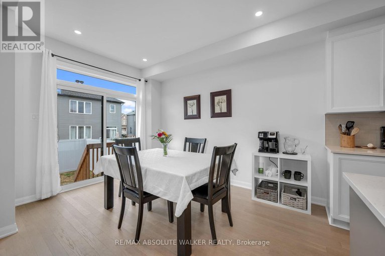 28786896/21-fossa-terrace-n/half-moon-bay/ottawa/ontario/K2J6W4_12