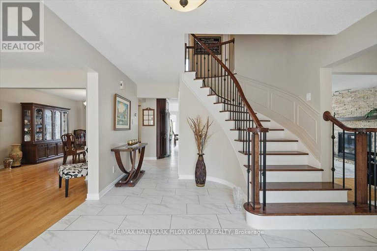 28453219/54-fardon-way/hunt-club-park/ottawa/ontario/K1G4N4_3