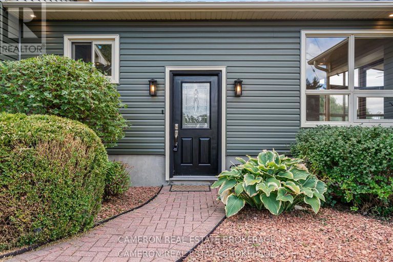 29154277/15474-manning-road/south-stormont-osnabruck-twp/south-stormont/ontario/K0C1M0_5