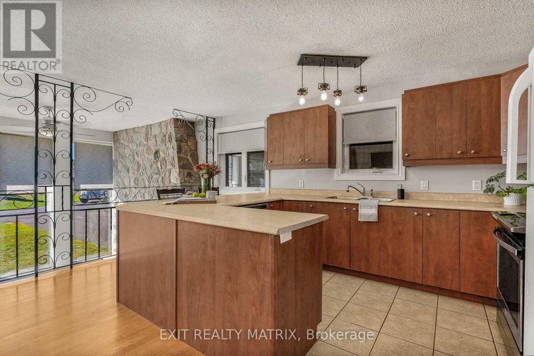 28901438/175-roxanne-street/clarencerockland-twp/clarence-rockland/ontario/K0A1N0_5
