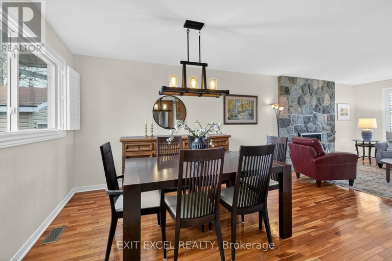 29684997/1554-rosebella-avenue/blossom-parkkemp-parkfindlay-creek/ottawa/ontario/K1T1E8_9