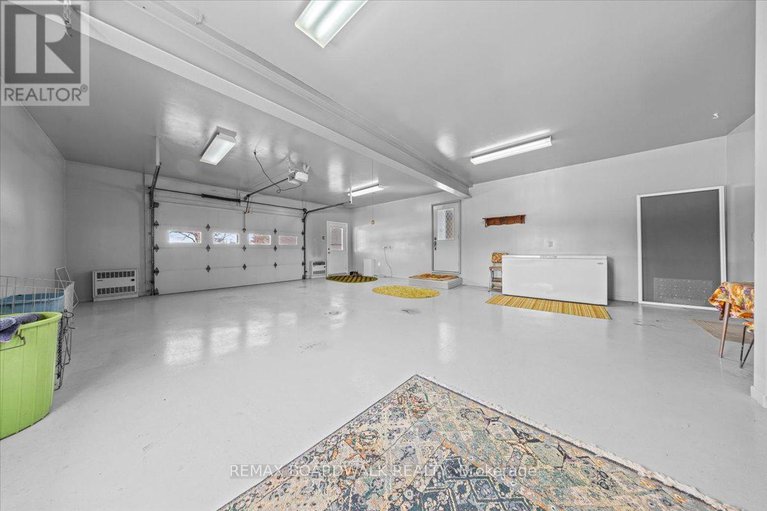 29358697/4547-carlsbad-lane/sarsfieldbearbrook/ottawa/ontario/K0A3H0_25