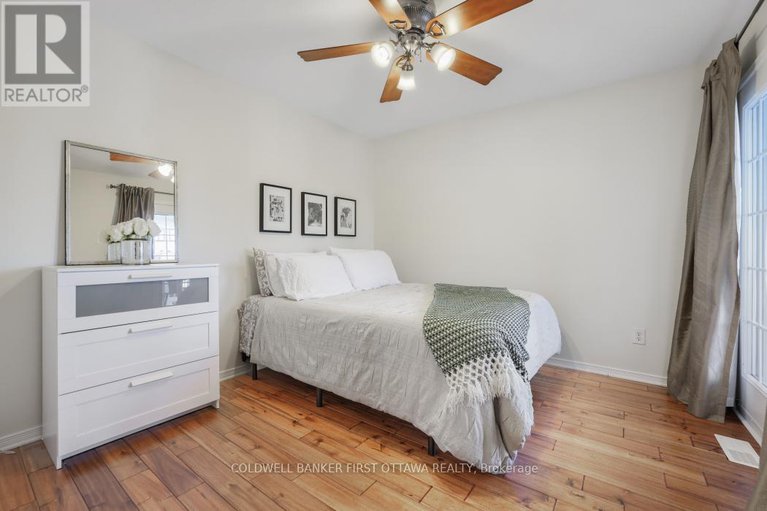 28995178/104-streamside-crescent/morgans-grantsouth-march/ottawa/ontario/K2W0A9_25