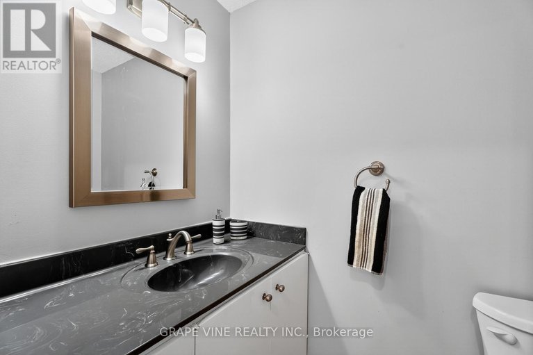 28906371/66-rutherford-way/beaverbrook/ottawa/ontario/K2K1N4_13
