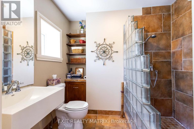 28736196/20306-lochiel-street-w/alexandria/north-glengarry/ontario/K0C1A0_26