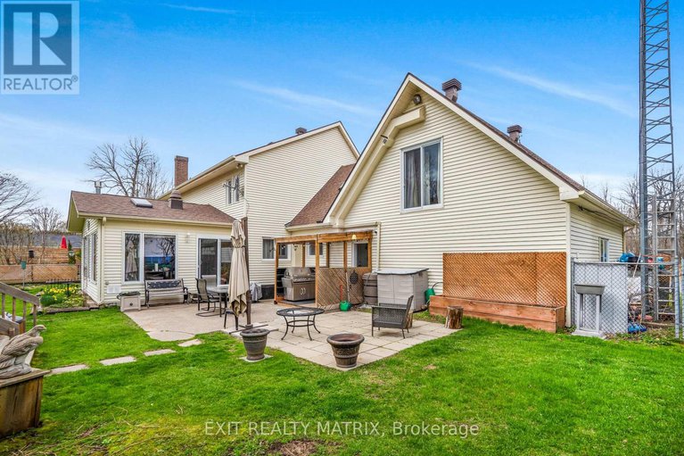 28103787/732-pattee-road/champlain-twp/champlain/ontario/K6A0G1_5