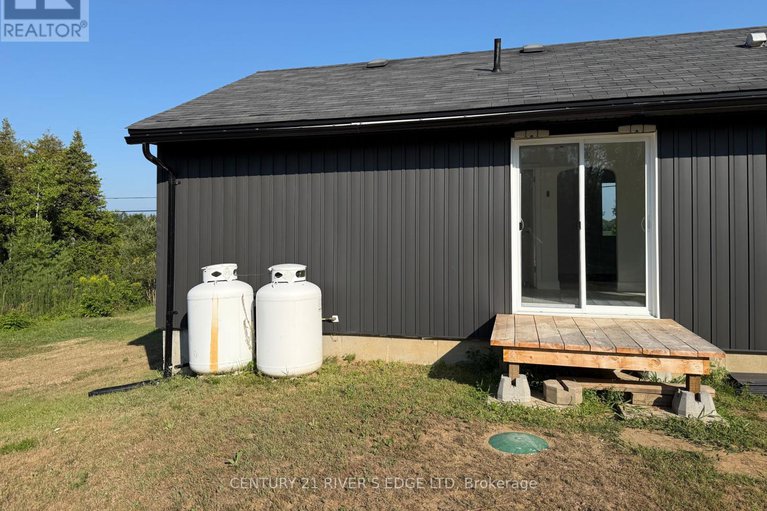 28732239/6385-6th-concession-road/augusta-twp/augusta/ontario/K0E1R0_10