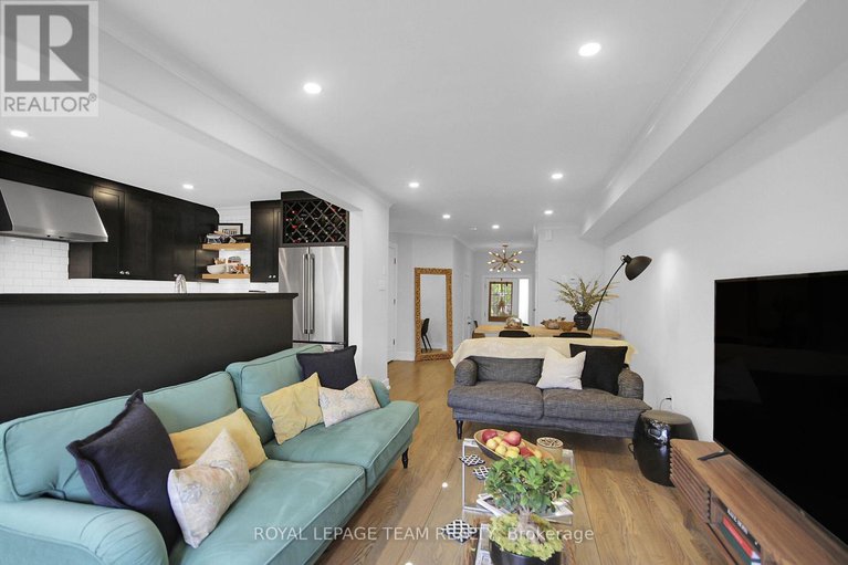 28677603/112-talltree-crescent/stittsville-central/ottawa/ontario/K2S0A9_9