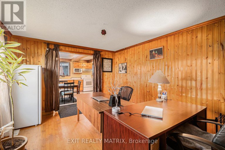 28998331/3498-sarsfield-road/cumberland-west/ottawa/ontario/K0A3E0_9