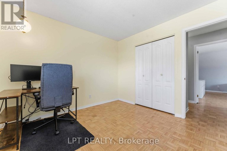 29367763/1471-northdale-street/pineview/ottawa/ontario/K1B4G7_16