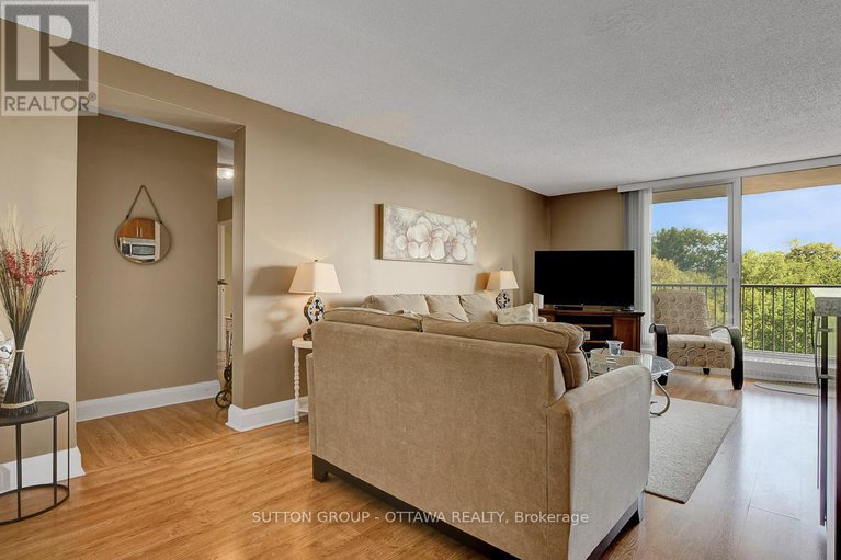 28742100/405-665-bathgate-drive/carson-meadows/ottawa/ontario/K1K3Y4_12