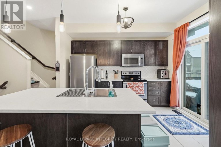 29253842/322-citrine-street/avalon-west/ottawa/ontario/K4A1A9_6