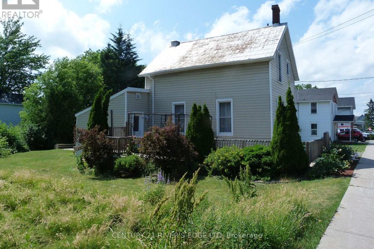 28536182/468-gladstone-street-n/winchester/north-dundas/ontario/K0C2K0_24