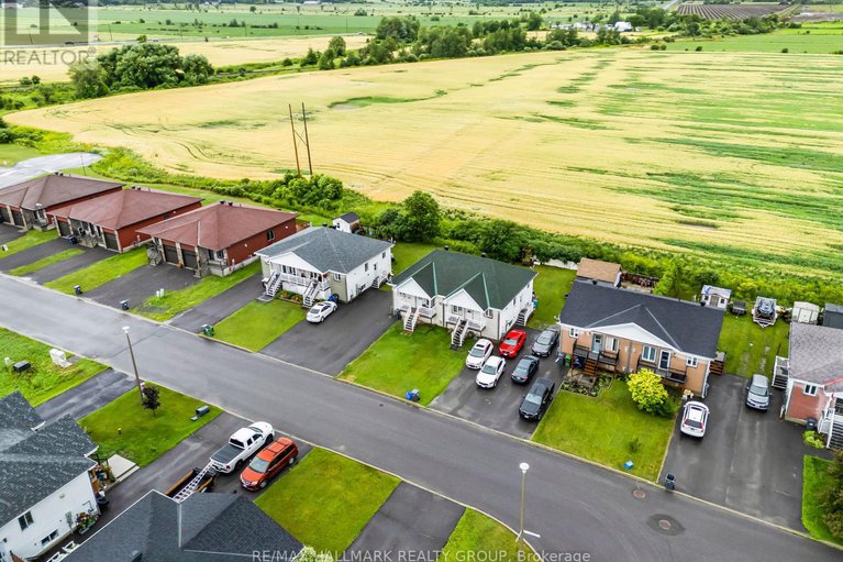 28598494/1013-jacynthe-street/hawkesbury/hawkesbury/ontario/K6A3V9_9