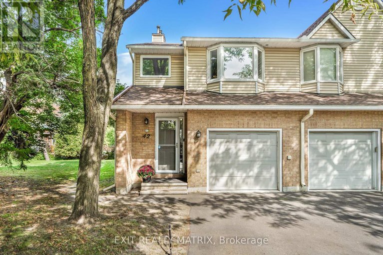 28853609/26-42-oakhaven-private/overbrookcastle-heights/ottawa/ontario/K1K4K1_1