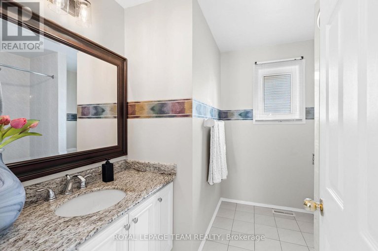 28648356/23-glacier-street/on-the-green/ottawa/ontario/K2J2M7_28