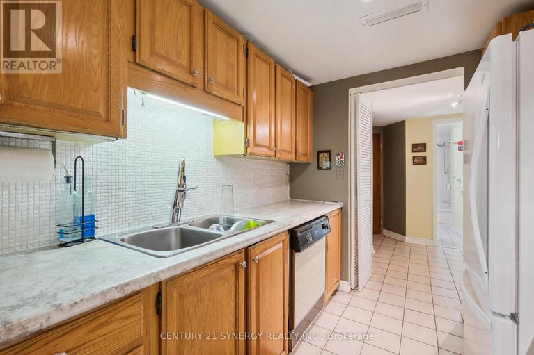 28530021/104-295-gilmour-street/ottawa-centre/ottawa/ontario/K2P0P7_18