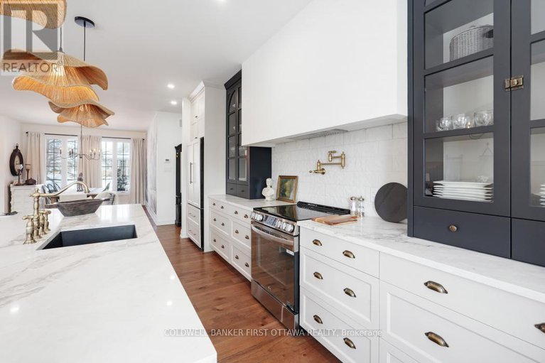 29348578/179-glenncastle-drive/carp/ottawa/ontario/K0A1L0_12