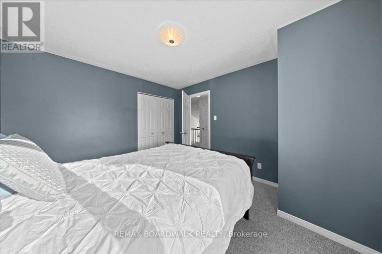 29312529/1367-talcy-crescent/fallingbrookridgemount/ottawa/ontario/K4A3C4_34