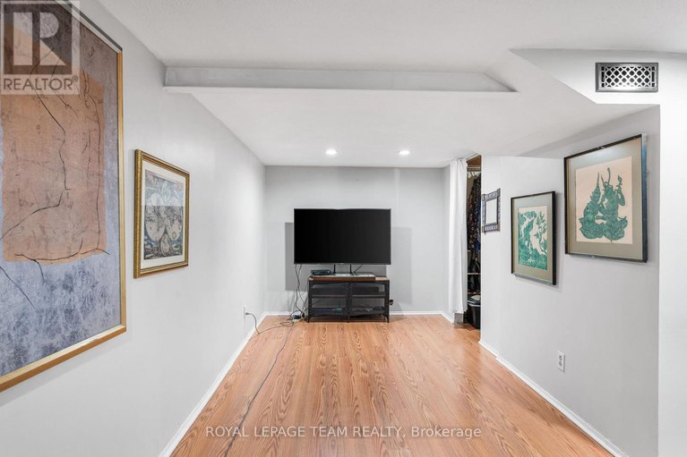 28782909/158-anna-avenue/carlington/ottawa/ontario/K1Z7V2_32
