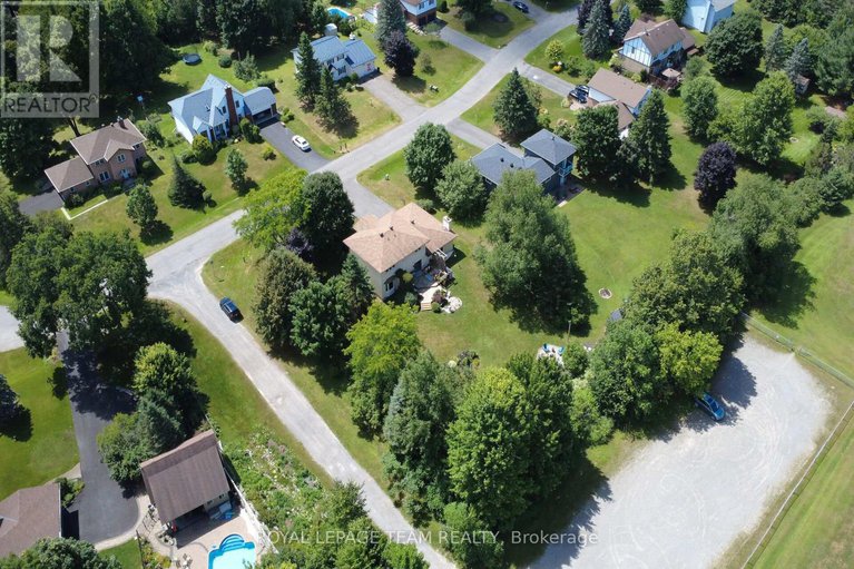 28764855/7117-quinnfield-way/greely/ottawa/ontario/K4P1B6_46