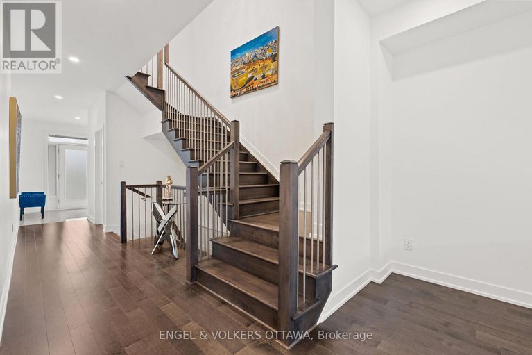 29134549/1047-hydrangea-avenue/riverside-southgloucester-glen/ottawa/ontario/K4M0L5_14