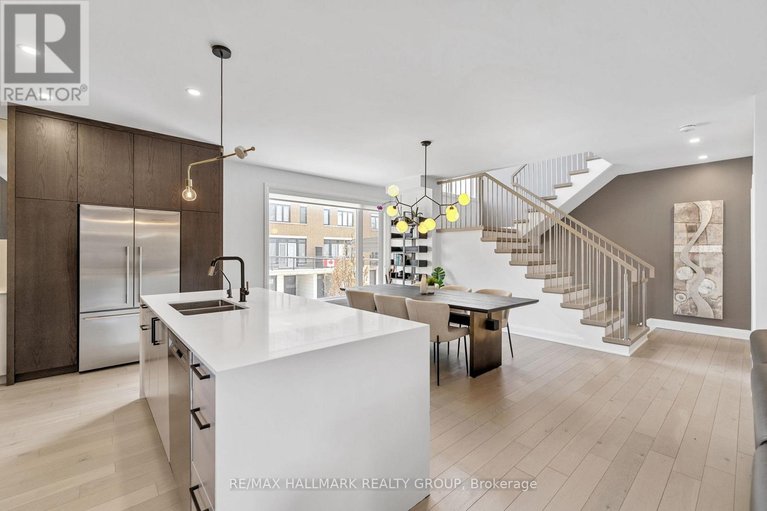 29595159/101-tay-street/westboro-west/ottawa/ontario/K2A2H1_14