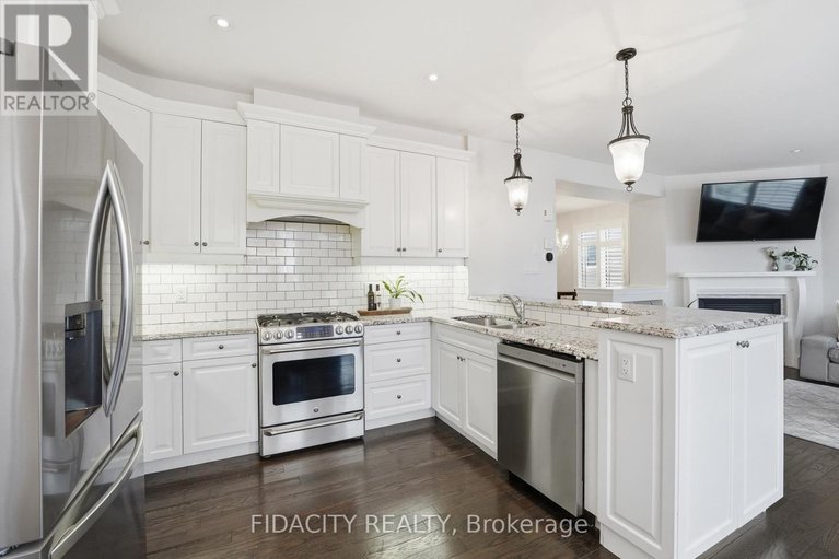 29642317/374-gallantry-way/stittsville-north/ottawa/ontario/K2S0R1_13