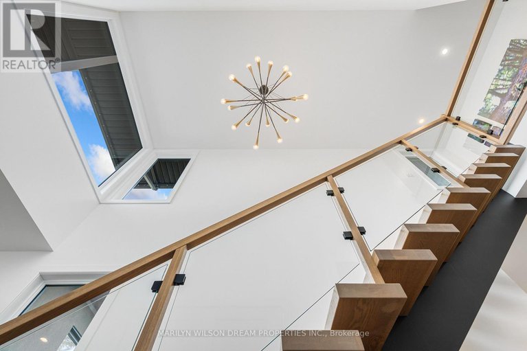 28879793/521-leimerk-court/manotick-village-manotick-estates/ottawa/ontario/K4M0E8_23