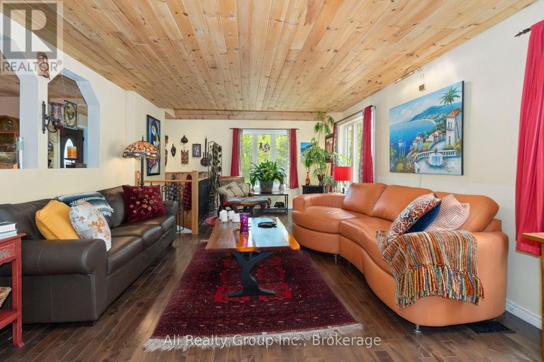 29580490/190-woods-road/constance-bay/ottawa/ontario/K0A3M0_9