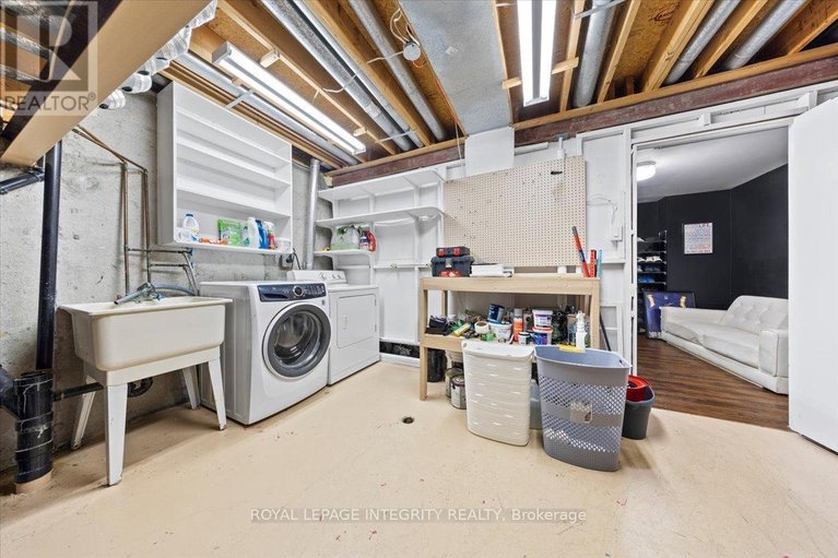 29629898/c-1771-lamoureux-drive/queenswood-heights-south/ottawa/ontario/K1E2N5_30