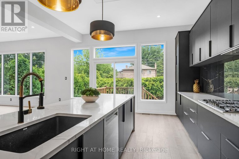 28825536/103-fieldrow-street/meadowlandscrestview/ottawa/ontario/K2G2Y8_13