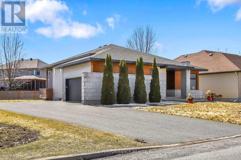 29578722/32-moore-street/richmond/ottawa/ontario/K0A2Z0_2