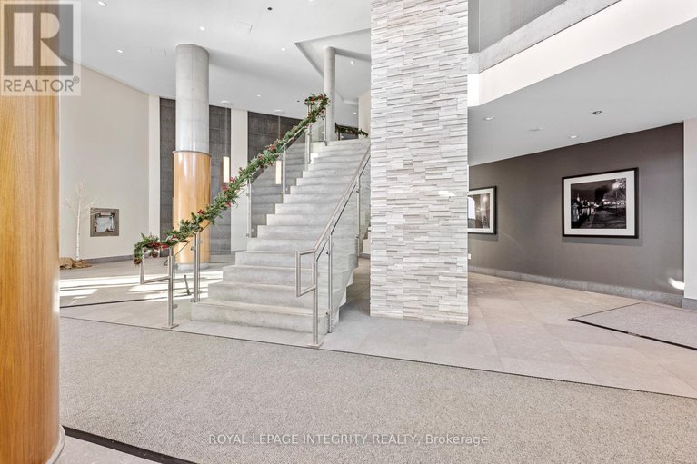 29169526/410-7-marquette-avenue/vanier/ottawa/ontario/K1L8A7_23