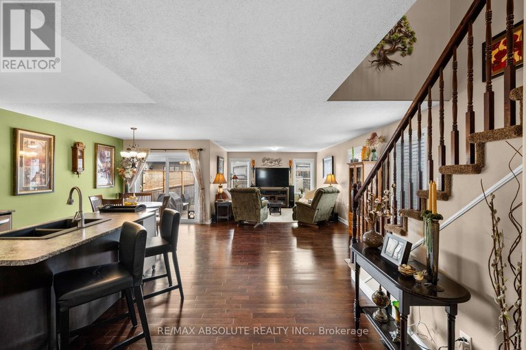 29613811/17-allan-bond-court/arnprior/arnprior/ontario/K7S0C5_3