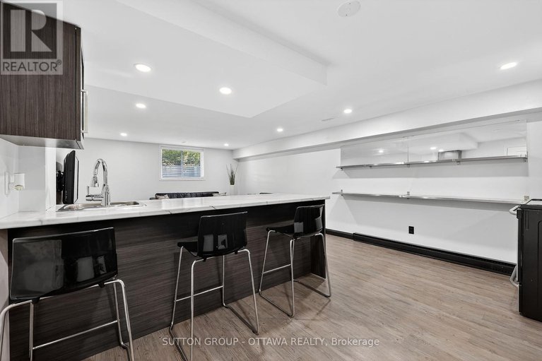 28916928/1000-adley-road-n/carson-grove/ottawa/ontario/K1J8B9_23