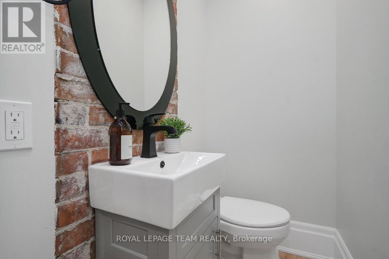 28788981/8-pretoria-avenue/glebe/ottawa/ontario/K1S1W7_14