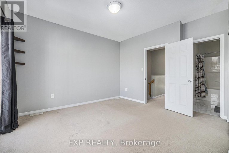 28525103/250-shanly-private/stonebridge/ottawa/ontario/K2J5X6_12