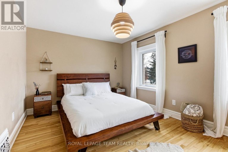 29576095/45-harmer-avenue-n/ottawa-west/ottawa/ontario/K1Y0T5_20