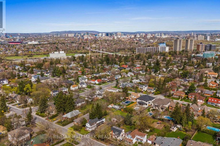 29030664/279285-pleasant-park-road/alta-vistafaircrest-heights/ottawa/ontario/K1H5M7_12
