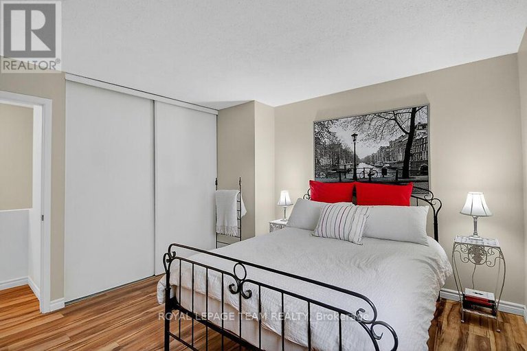 29065358/27-benlark-road/on-the-green/ottawa/ontario/K2J2L5_18