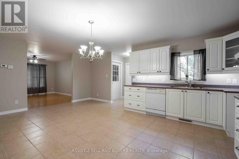 28395407/18267-samuel-drive-s/south-glengarry-charlottenburgh-twp/south-glengarry/ontario/K6H7J1_25