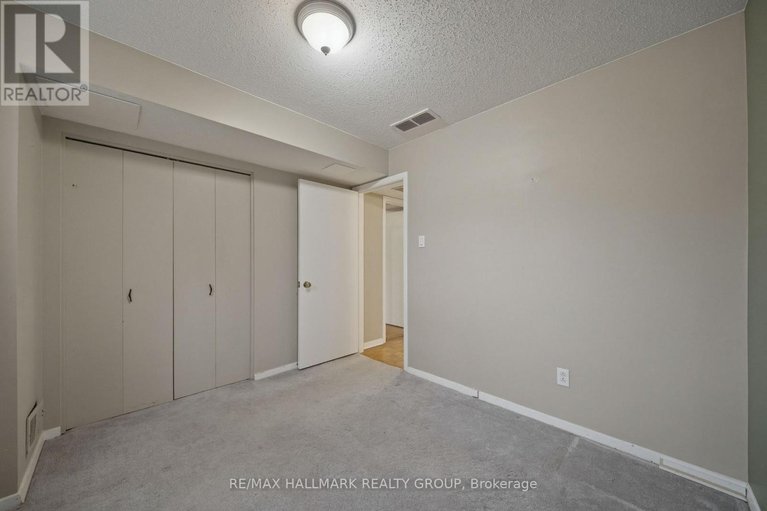 29612931/69-woodmount-crescent/borden-farmstewart-farmcarleton-heightsparkwood-hills/ottawa/ontario/K2E5P9_27