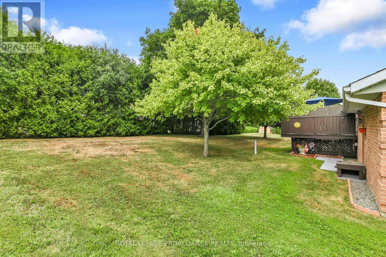28790642/24-bernard-crescent/augusta-twp/augusta/ontario/K0E1P0_42