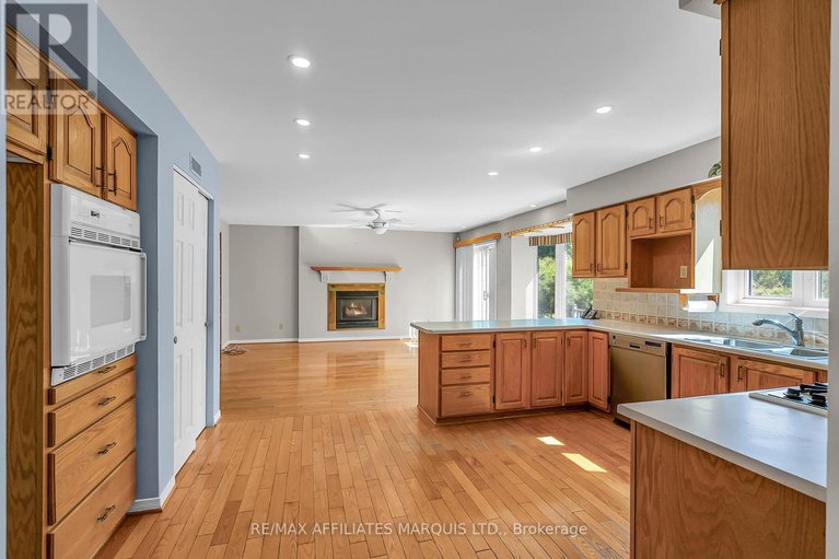 28865115/5479-poplar-avenue/long-sault/south-stormont/ontario/K0C1P0_8