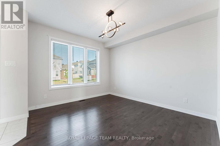 28703739/3040-travertine-way/half-moon-bay/ottawa/ontario/K2J6W9_5
