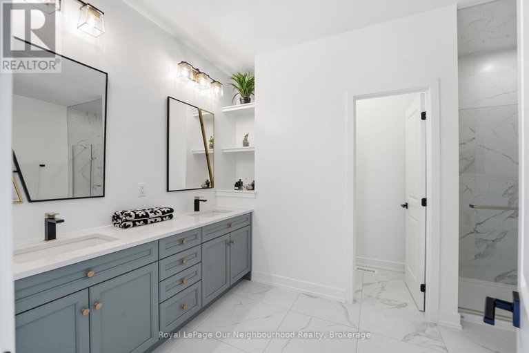 29581999/921-beckton-heights/stittsville-south/ottawa/ontario/K2S2X5_38