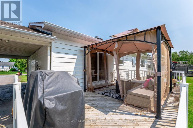 28489479/3-3-le-baron-drive/russell-twp/russell/ontario/K0A2M0_46