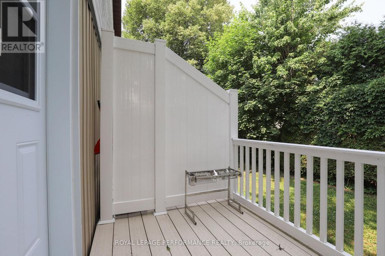 29016341/a-2-lovell-lane/westcliffe-estates/ottawa/ontario/K2H9B6_15