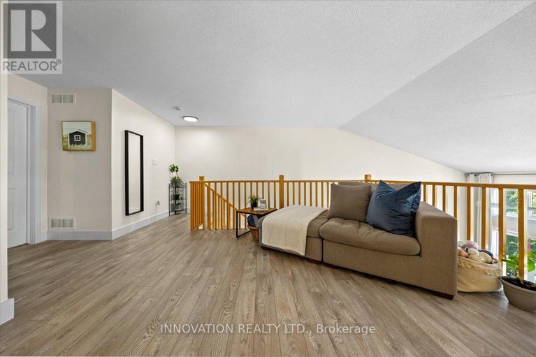 29278384/606-brian-good-avenue/riverside-southgloucester-glen/ottawa/ontario/K4M0G7_22